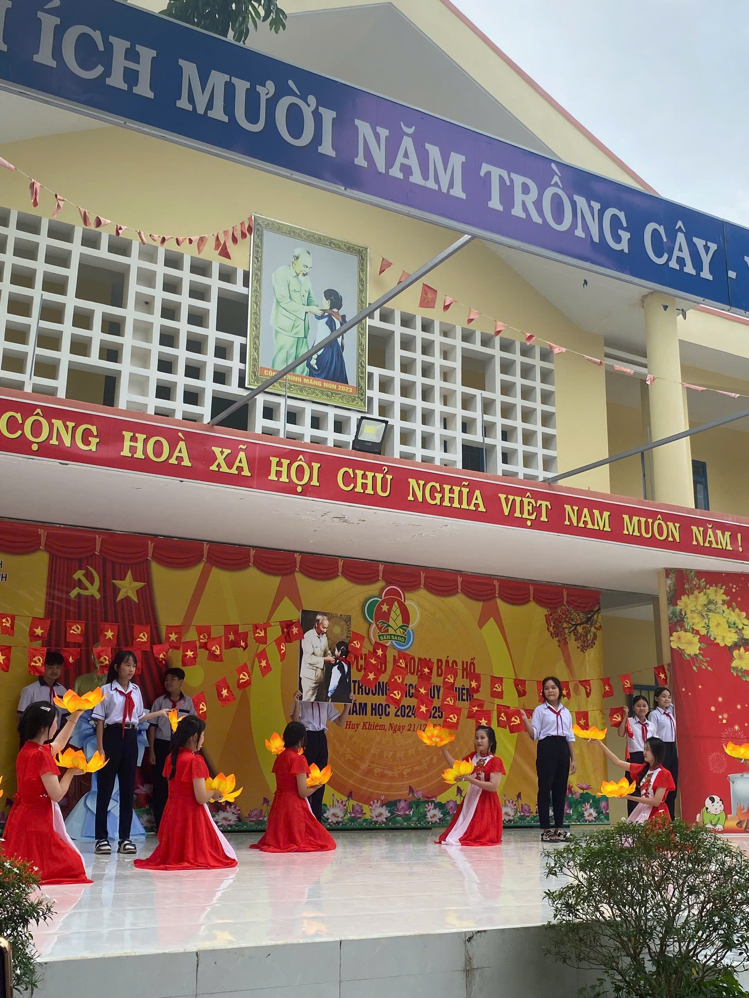 Liên đội THCS Huy Khiêm long trọng tổ chức Đại Hội Cháu ngoan Bác Hồ năm học 2024 -2025